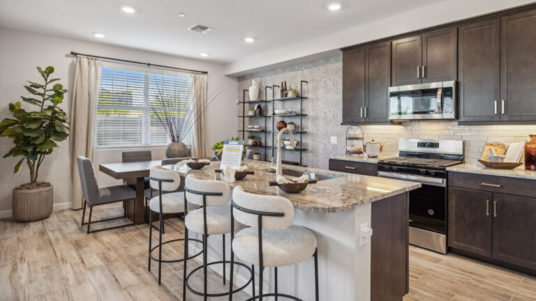 Talinn at Desert Ridge 3